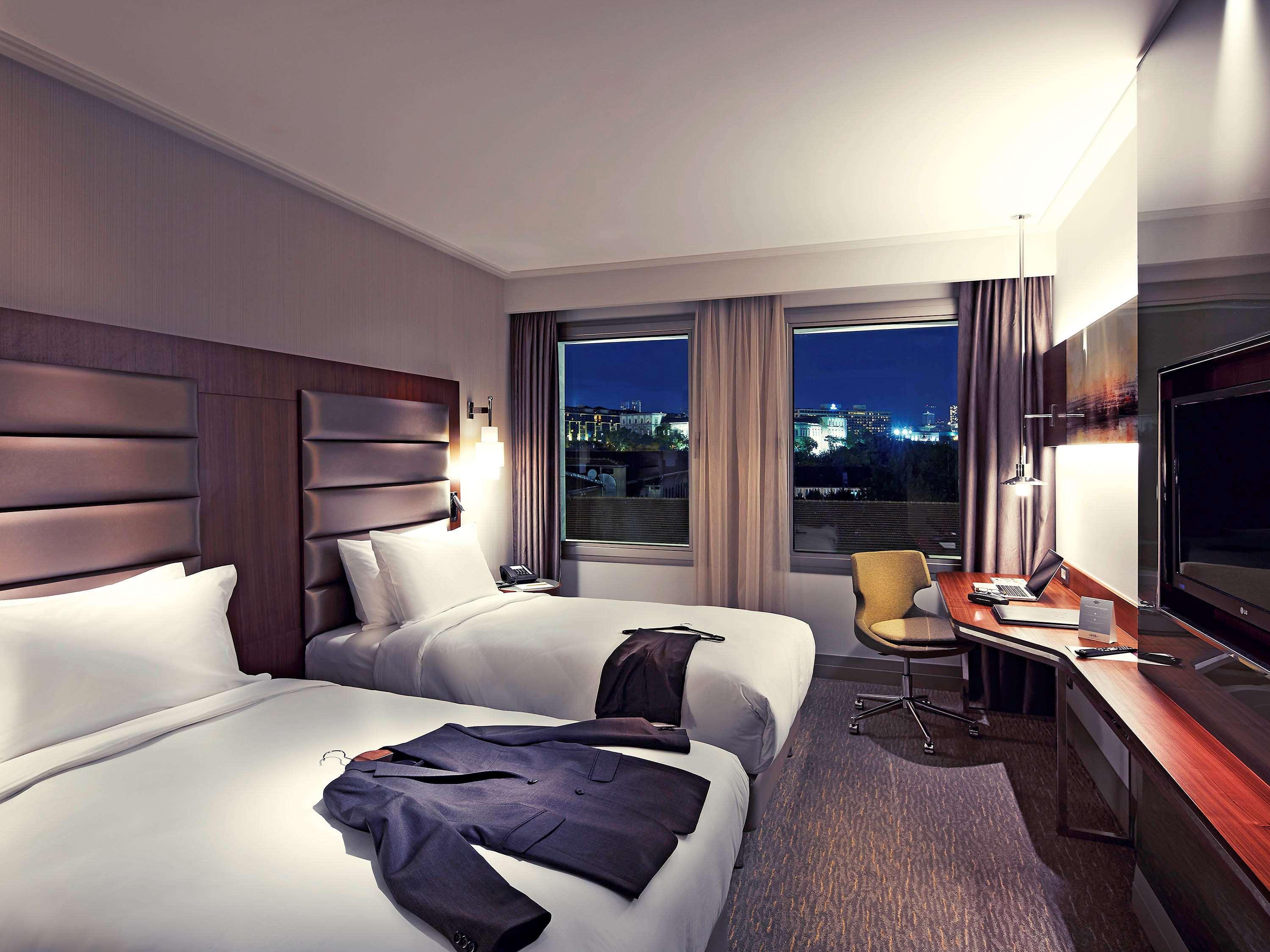 工匠伊斯坦布尔美憬阁酒店 外观 照片 A typical room at the Novotel London West